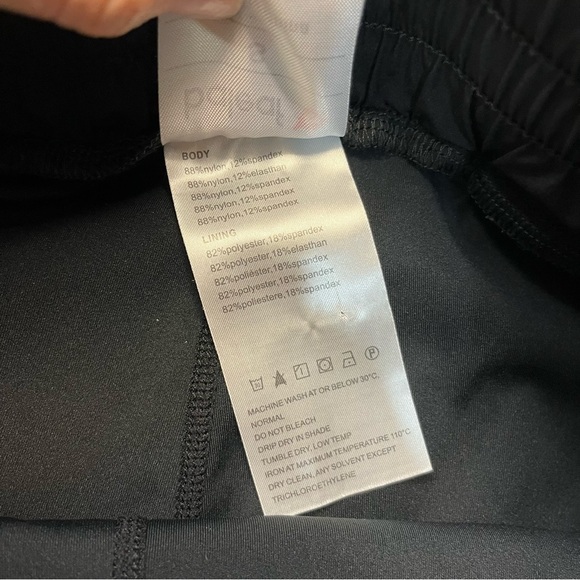 Baleaf Running/workout Short, double layer, size S - Picture 13 of 16